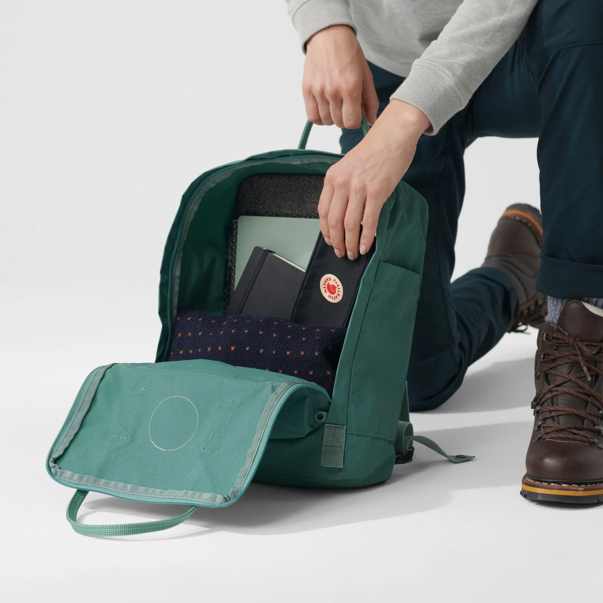 Classic Kanken 16L - Image 7